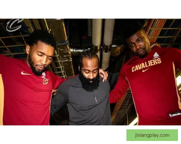 米切尔：哈登的吸引力减轻莫布利压力 艾伦缺席让他承受更多挑战