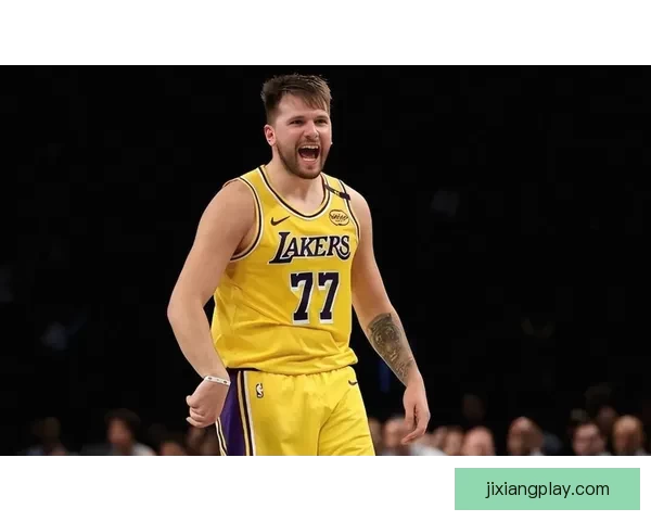 东契奇首节狂砍17分惊艳全场 生涯5000分里程碑轻松解锁